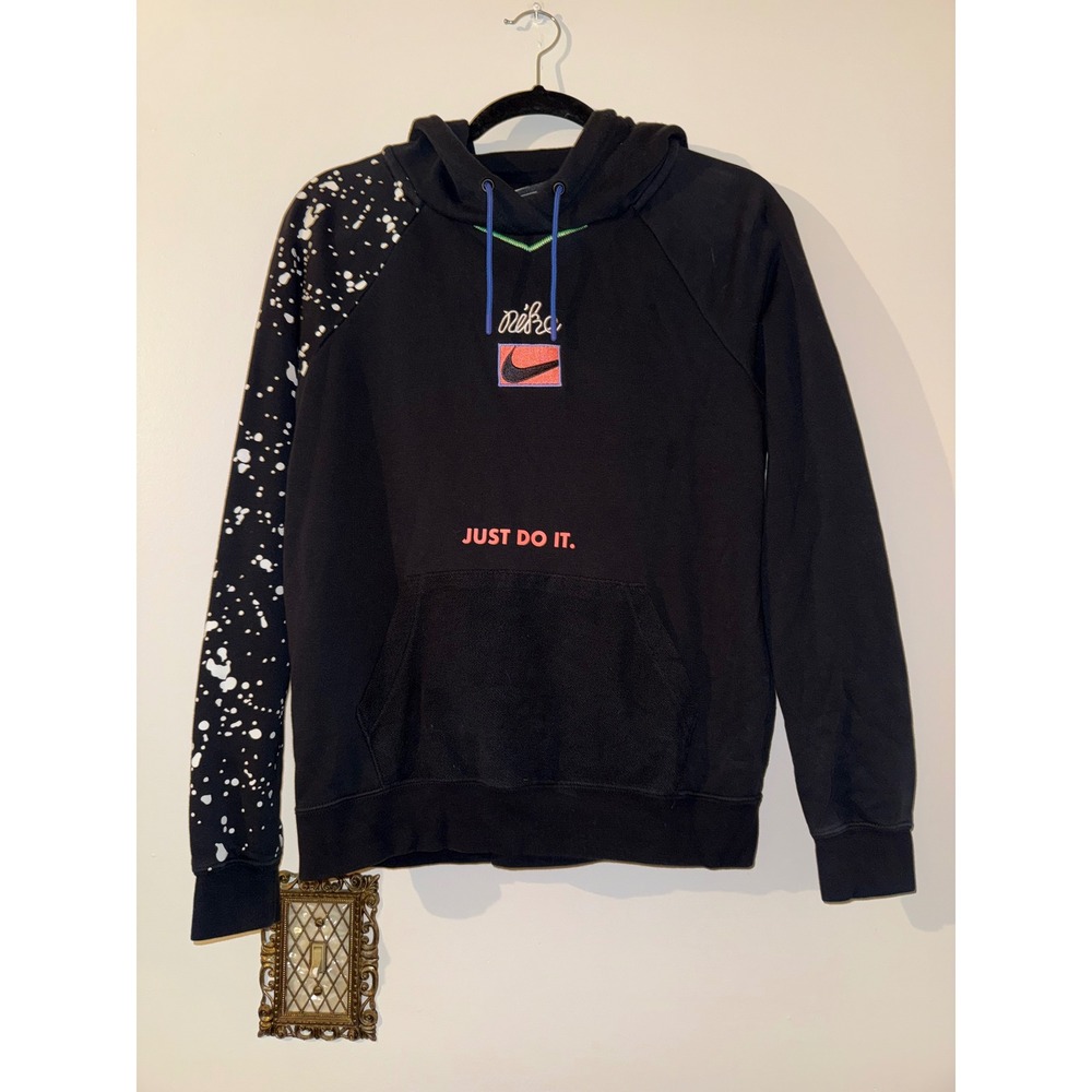 Nike Sportswear Essential Radical Pullover Hoodie Black DD9065-010 Women's Small